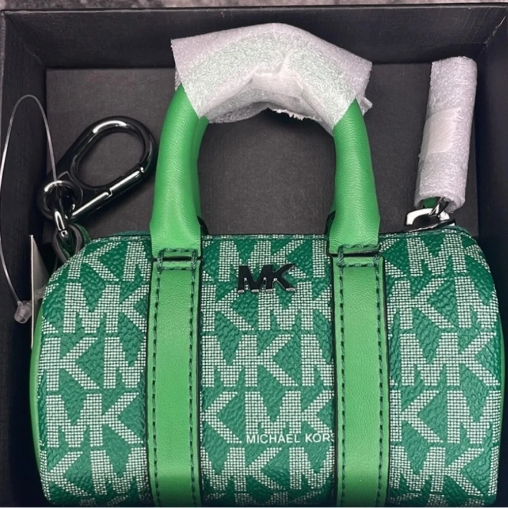 NWT 💚 MINI Michael Kors KEY FOB -Coin/ipod/card holder bag NIB